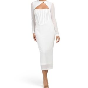 Elegant White Long Sleeve Dress